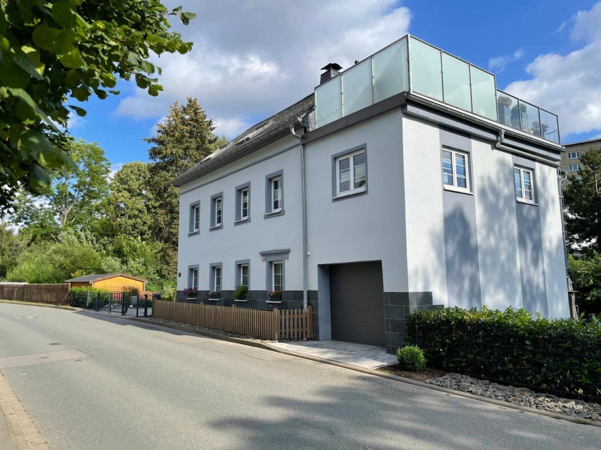 Ferienhaus Villa Adelsberg Mit Dachterrasse In Zentraler Lage Fuer Bis Zu 10 Personen Chemnitz Luaran gambar