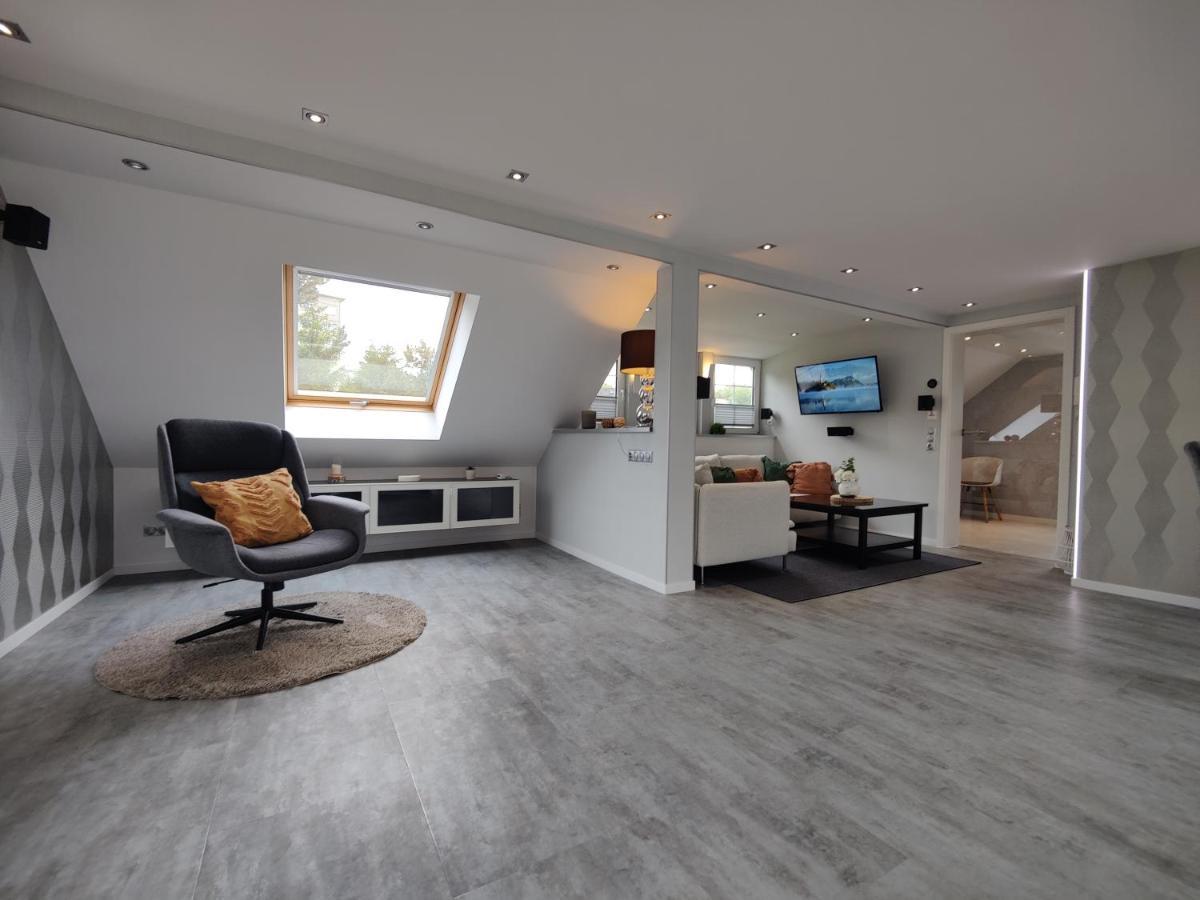 Ferienhaus Villa Adelsberg Mit Dachterrasse In Zentraler Lage Fuer Bis Zu 10 Personen Chemnitz Luaran gambar