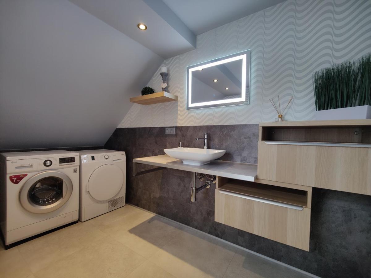 Ferienhaus Villa Adelsberg Mit Dachterrasse In Zentraler Lage Fuer Bis Zu 10 Personen Chemnitz Luaran gambar